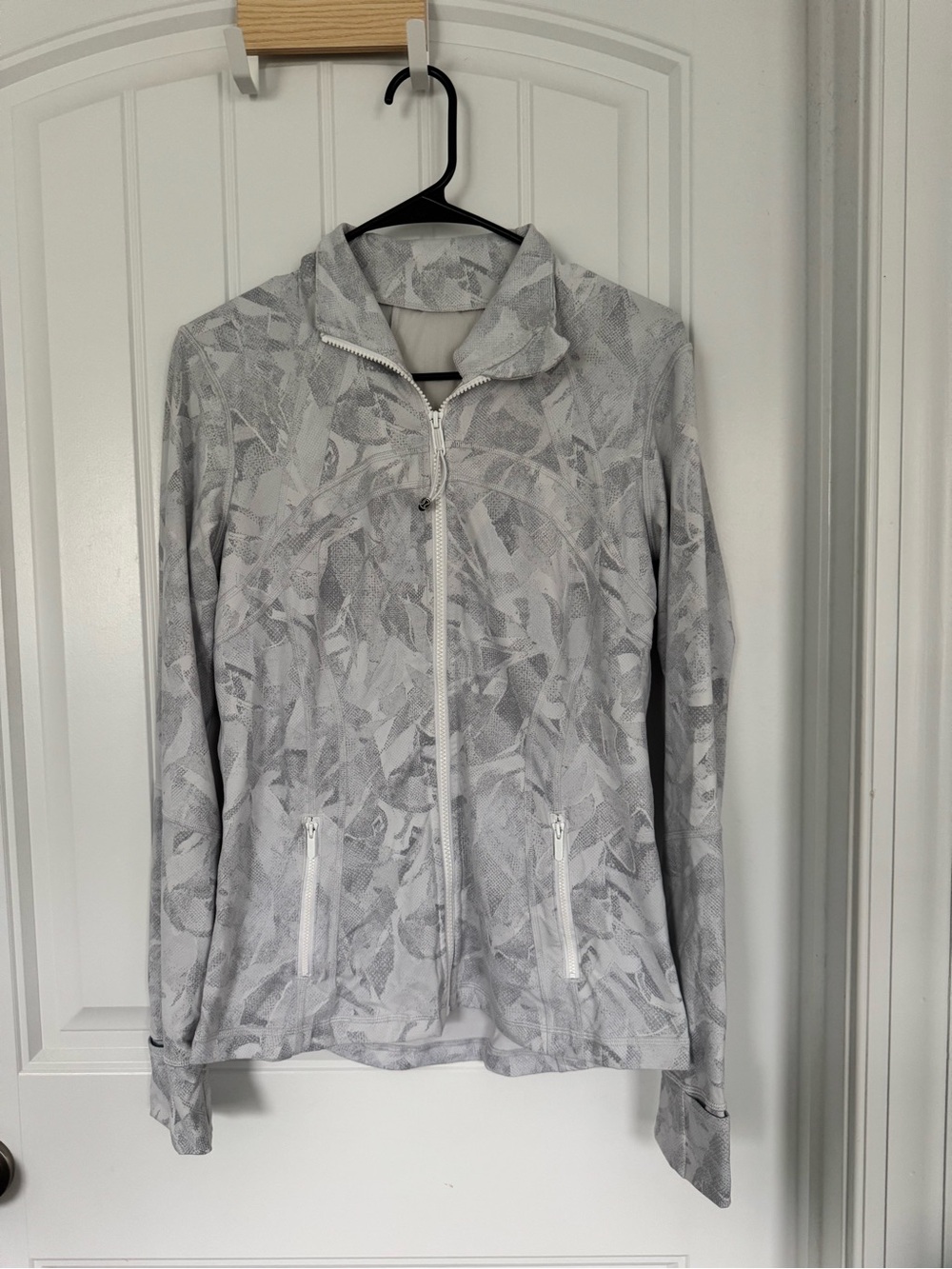 lululemon athletica Light Gray Patterned Full-Zip Jacket